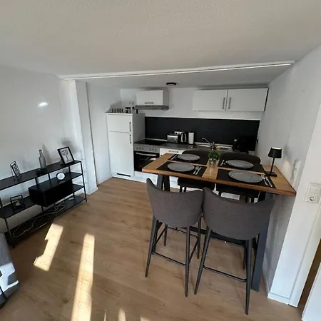 Living 1 - Modern & Zentral
