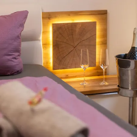 Living 1 - Modern & Zentral Apartament
